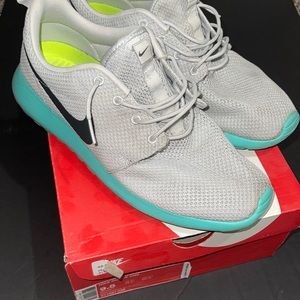 Nike Roshe Run Calypso